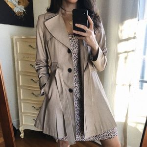 Gorgeous Via Spiga hooded trench coat